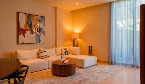 Premium 3 bedroom apartment with 2 bathroom & plunge pool