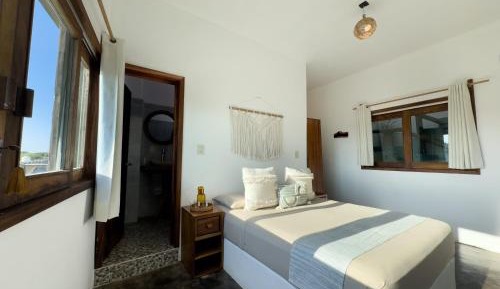 Deluxe Double Room with Side Sea View