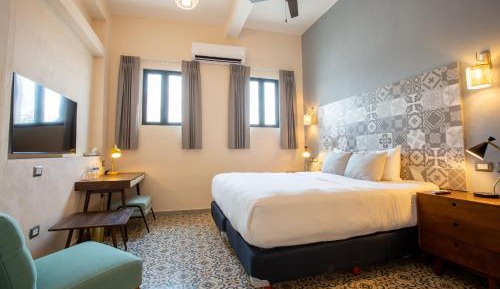 Deluxe Double Room with Bath