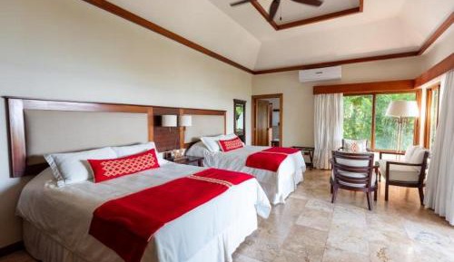 Lake Breeze Suite Queen