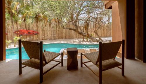 King Suite with Pool View