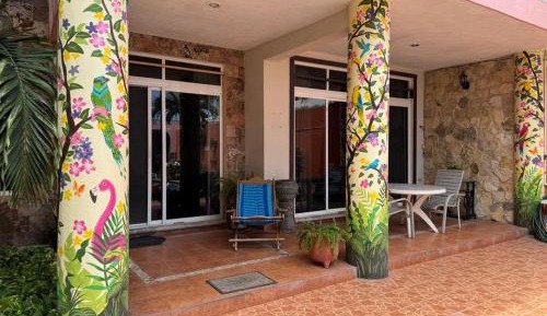 Apartment with Pool View 