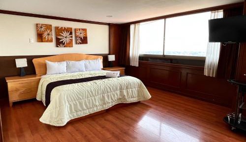 Suite with City View