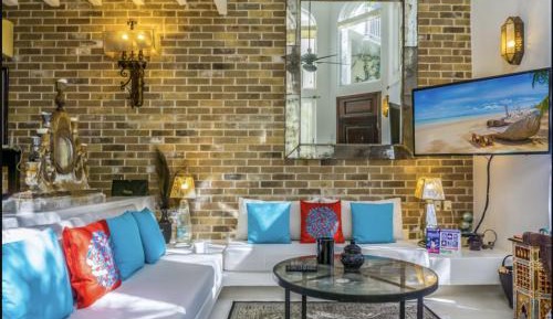 One-Bedroom Apartment Loft