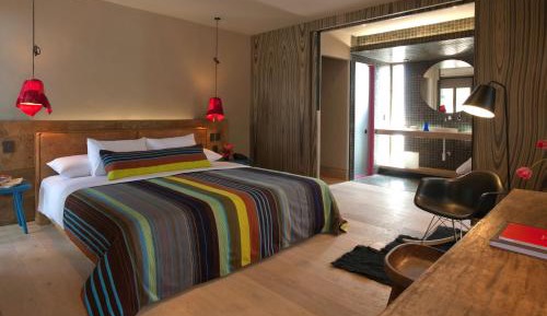 Deluxe King Room