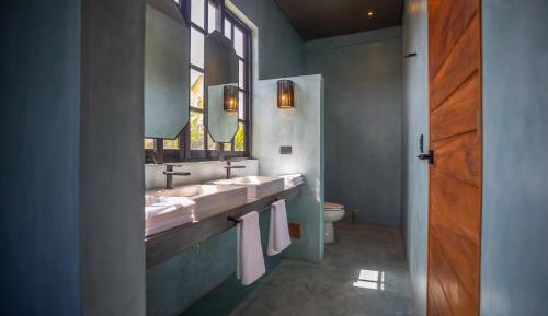 Twin Room with Balcony