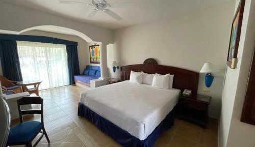 1 King Bed Junior Suite DBL