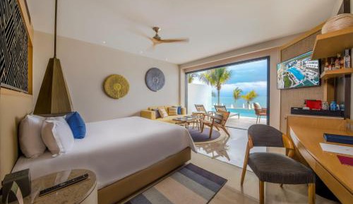 Serenity Club Junior Suite Swim Out Ocean Front