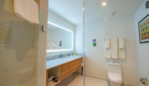 Standard King Room - Accessible
