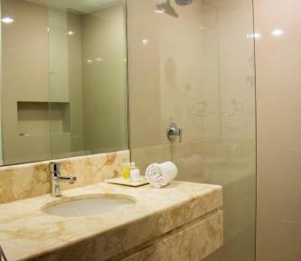Superior King Suite