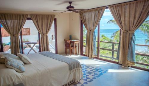 Seaview Penthouse Suite