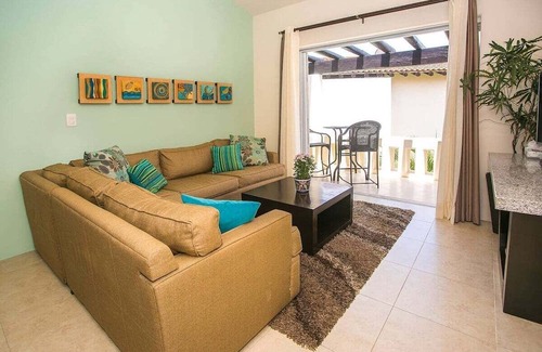 Gonzalo Guerrero Condo | Great 2BED Condo Near Beach! Pool+AC! Sleeps 8!