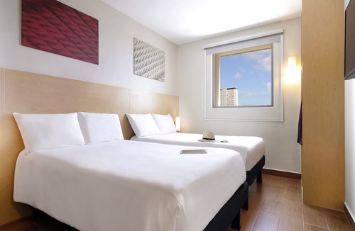 Downtown Cancun Hotel | Ibis Cancun Centro