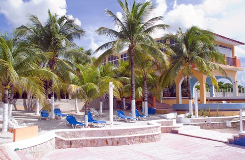 Colonos Cuzamil Hotel | Cozumel Hotel & Resort Trademark Collection by Wyndham All Inclusive
