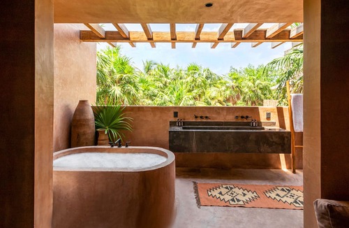 Zona Hotelera Hotel | Xela Tulum, a Member of Design Hotels
