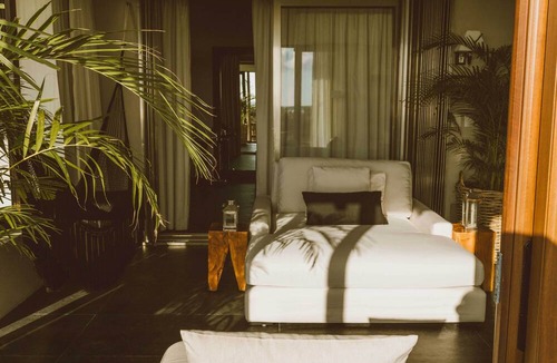 Soliman Bay Hotel | Jashita Hotel
