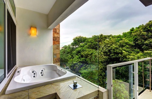Gonzalo Guerrero Hotel | Luxury Condo Boutique