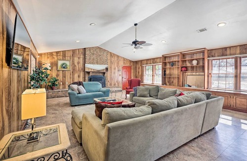 Pine Bluff House | Pine Bluff