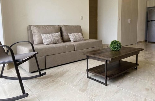 Ejidal Apartment | Dog friendly 2BR w/backyard, pool, gym, bbq, pking