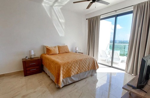 Ejidal Apartment | Spacious 3BR PH w/Private Pool & Lux Amenities