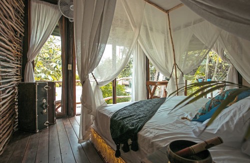 La Veleta Hotel | NUNUM-Luxury Tenting