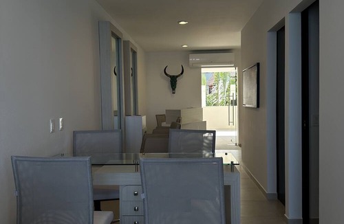 North End Hotel | La Puesta