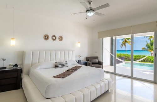 Puerto Juarez Condo | Casa Las Olas 2 Bedroom Condo by Redawning