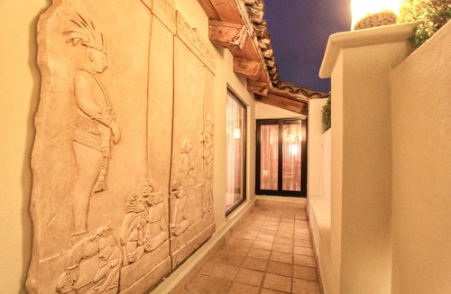 Zona Centro Hotel | Plaza Gallery Hotel & Boutique