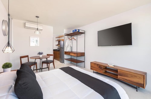 Luis Donaldo Colosio Hotel | Boho Lofts & Studios