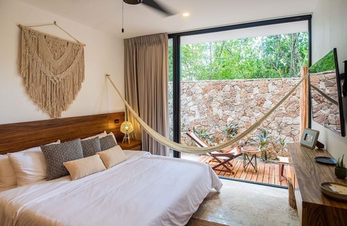La Veleta Hotel | Amaka Calma Tulum