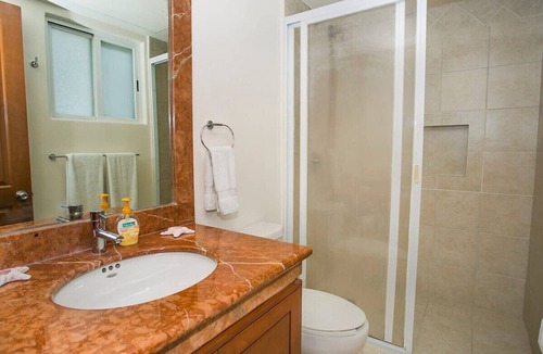Gonzalo Guerrero Condo | Great 2BED Condo Near Beach! Pool+AC! Sleeps 8!