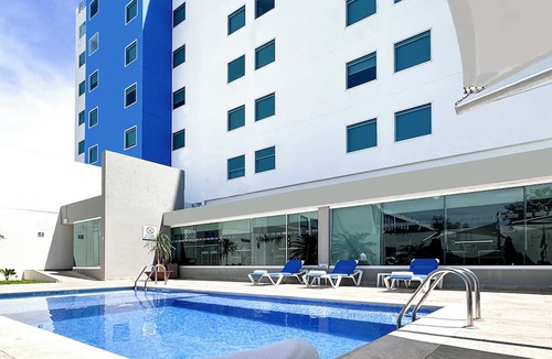 Zona Industrial Hotel | Holiday Inn Express Mérida by IHG