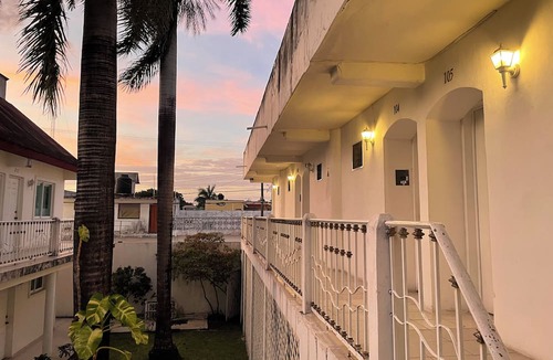 Colonia Adolfo Lopez Mateos Hotel | Hotel Dos Mundos, Isla Cozumel