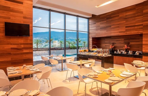 Tuxtla Gutierrez Hotel | Fiesta Inn Tuxtla Fashion Mall