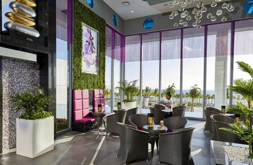 Costa Mujeres Resort | Hotel Riu Palace Costa Mujeres - All Inclusive