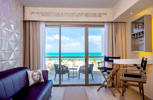 Costa Mujeres Resort | Planet Hollywood Cancun Adult Scene by Royalton, An Autograph Collection® All-Inclusive Resort - Adults Only