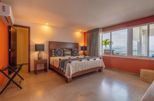 Colonia 5 de Diciembre Hotel | The Paramar Beachfront Boutique Hotel - Downtown Malecon