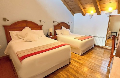 De La Merced Hotel | Hotel Casa de Familia de San Cristobal