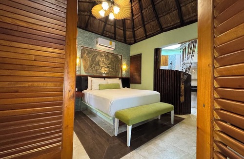 Villa Juarez Hotel | Cocos Cabañas Playa del Carmen Adults only