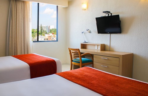 Villahermosa Hotel | Hotel & Suites Real del Lago