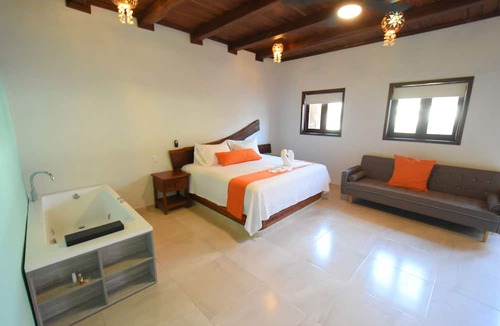 Soliman Bay Hotel | Hotel Hacienda Dos Ojos