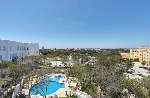 Alfredo V. Bonfil Hotel | Fairfield Inn & Suites by Marriott Cancun Airport