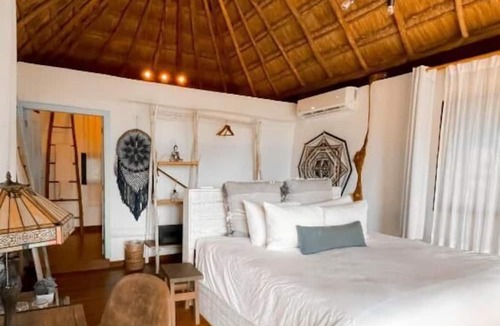Zona Hotelera Hotel | Hotelito Azul - A Michelin Key Winner