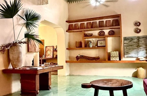 Barrio de Santiago Hotel | Casa Querida