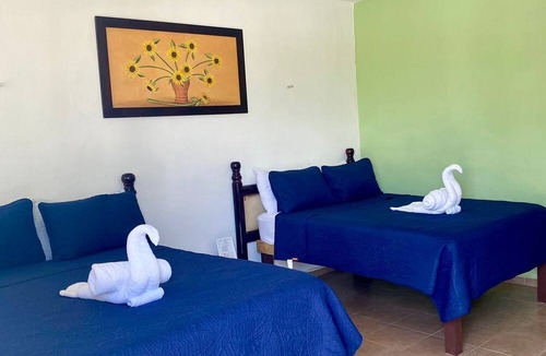 Chelem Hotel | Pelican Inn at Las Dunas Resort