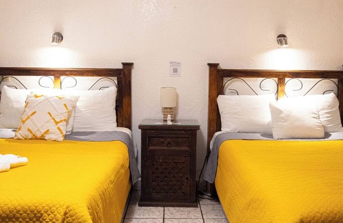 Santa Lucia Hotel | Hotel Casa Linda