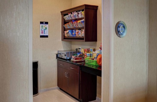 Jefferson Hotel | Cobblestone Hotel & Suites - Jefferson