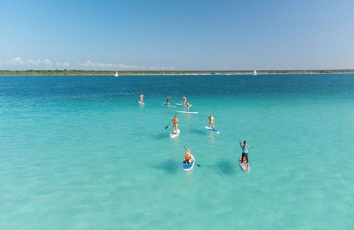 Centro Hotel | The Yak Lake House Hostal Bacalar - Front Lagoon