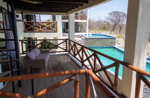 Salchi Hotel | Casa Sacre