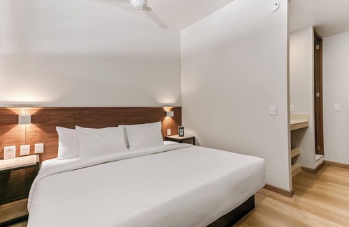 Downtown Queretaro Apartment | Wenceslao By Homirent